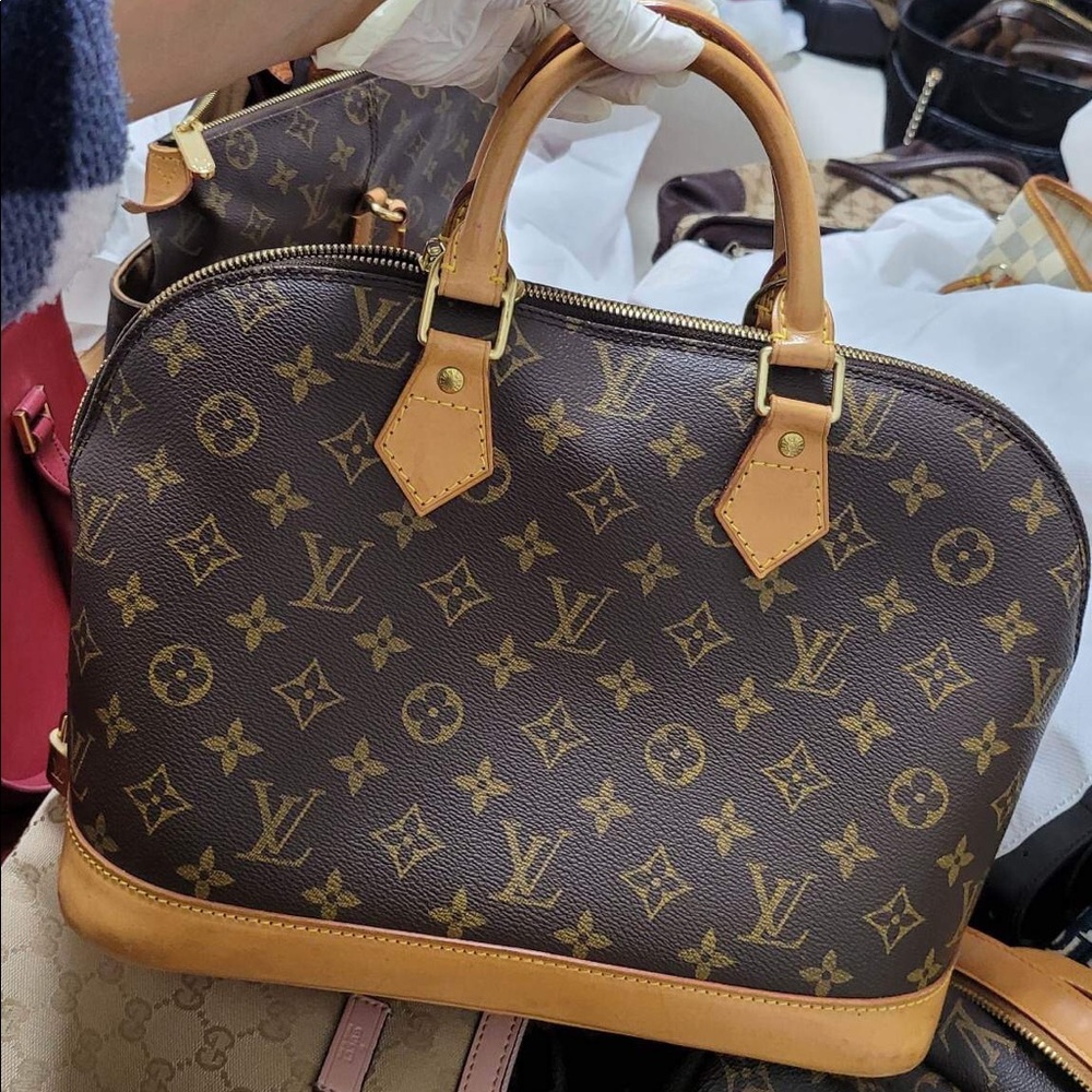 Authentic Alma Monogram PM